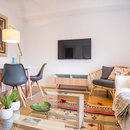 Castello V Apartment มาดริด ภายนอก รูปภาพ